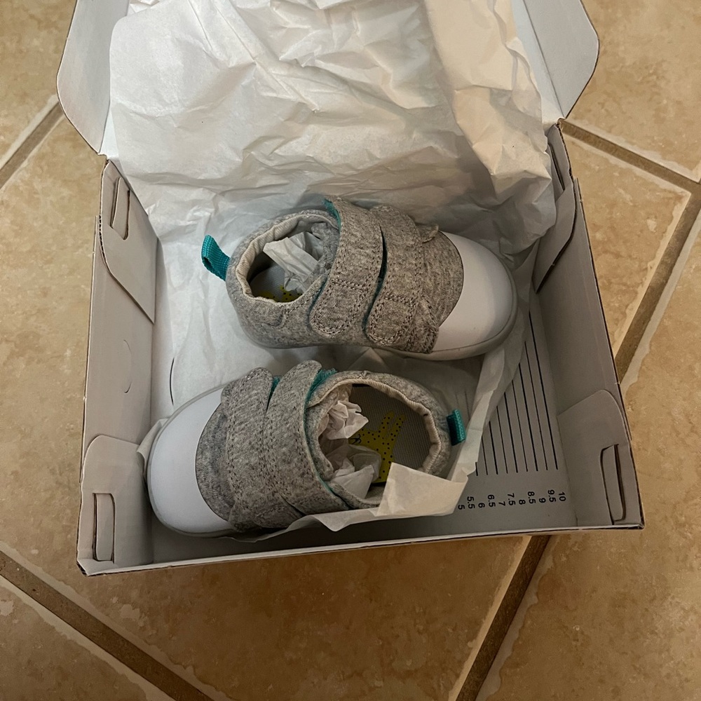 Ten Little brand First Walker shoes. size 3.5 infant.  Gray. Brand new.